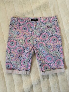 Girls' Pink Floral Medallion Stretch Shorts